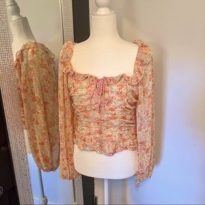 Women’s Free People Mabel Printed
Blouse in Spring Combo Size Small.